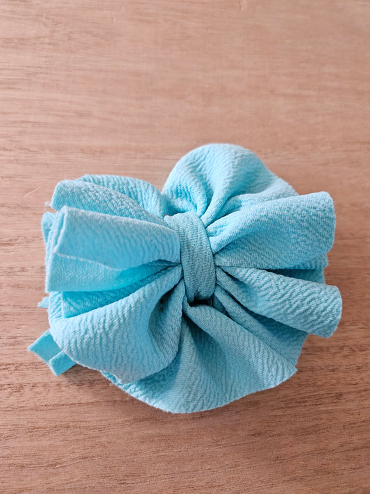 Teal pouf bow