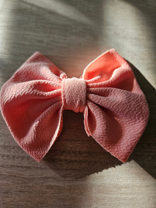 Peach bow