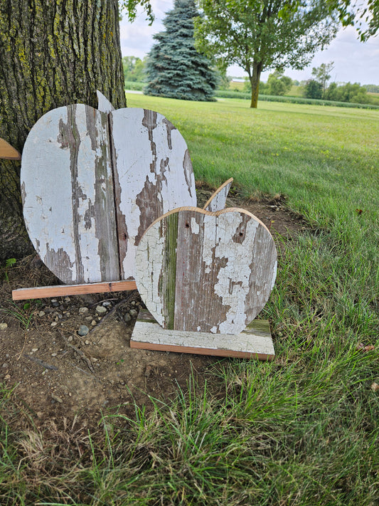 Barn siding pumpkins